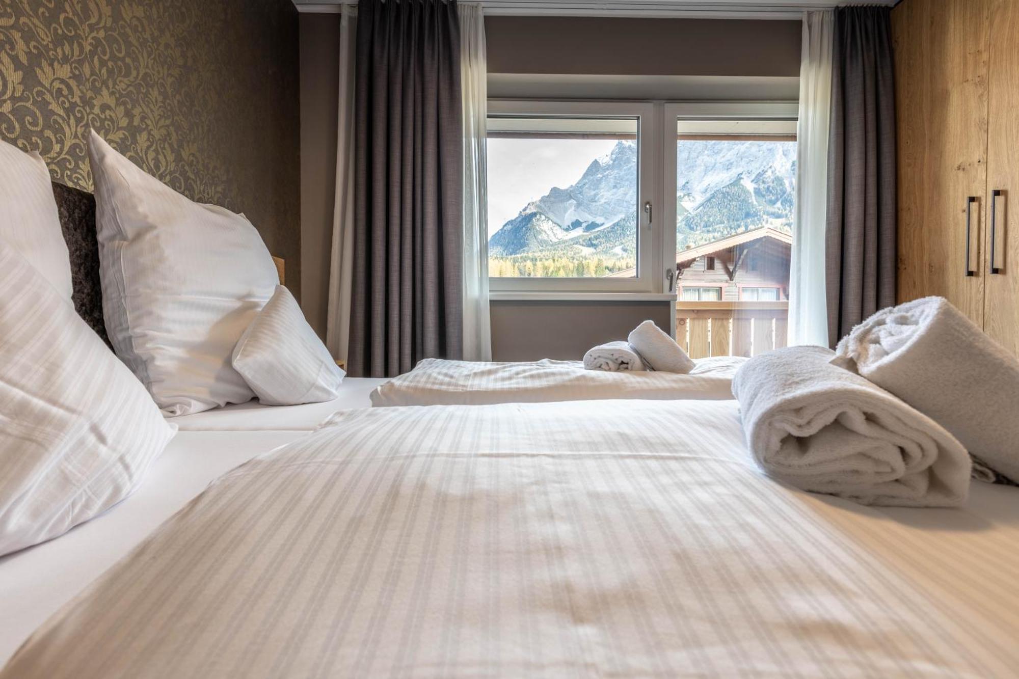 Zugspitz Residence Ehrwald Zimmer foto