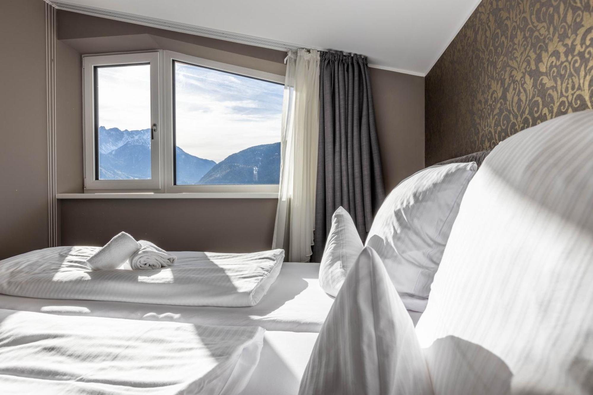 Zugspitz Residence Ehrwald Zimmer foto